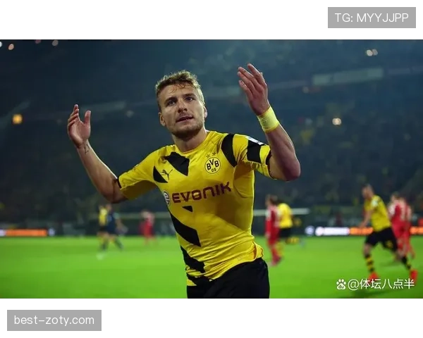 哈兰德vs莱万 顶级中锋赛场贡献与适配性差距在哪