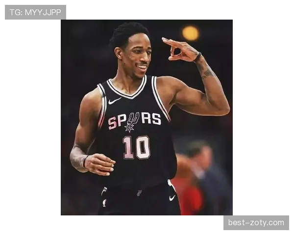 帕尔默与阿尔瓦雷斯：轮换角色中的战术适配性与实战效率解析